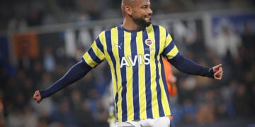 Joao Pedro yıldızlaştı, Fenerbahçe geriden gelip kazandı