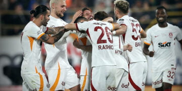 Süper Lig’de Galatasaray deplasmanda Alanyaspor’u 4 golle geçti