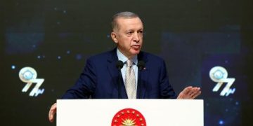 Erdoğan: Savunma sanayii hamlelerimiz tüm dünyada hayranlıkla takip ediliyor