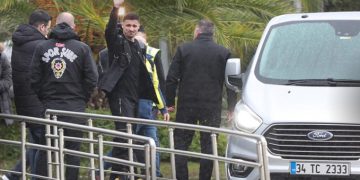 Fenerbahçe’de Balkan havası! Son isim Rade Krunic