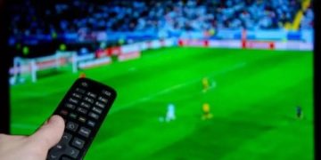 Futbolseverlere müjde! Avrupa Kupası maçları artık o kanalda verilecek