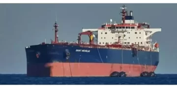 İran, İzmir’e petrol getiren tankere el koydu