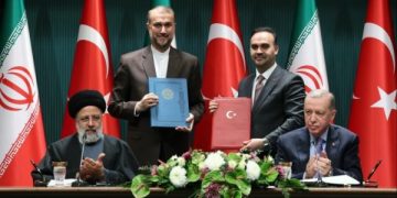 İran’la Türkiye arasında 10 kritik anlaşma imzalandı