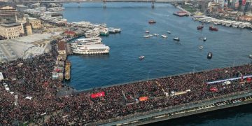 Şehitlerimize rahmet, Filistin’e destek yürüyüşüne büyük katılım