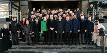 AK Parti teşkilatı basınla buluştu