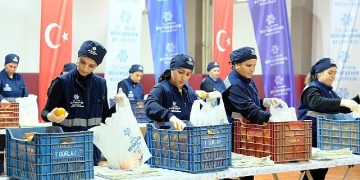 Aydın büyükşehir Belediyesi üreticilere ve vatandaşlara şifa oldu