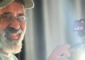 Aziz Özer, Yaratıcı Klipleriyle Müzik Dünyasına Taraf Veriyor