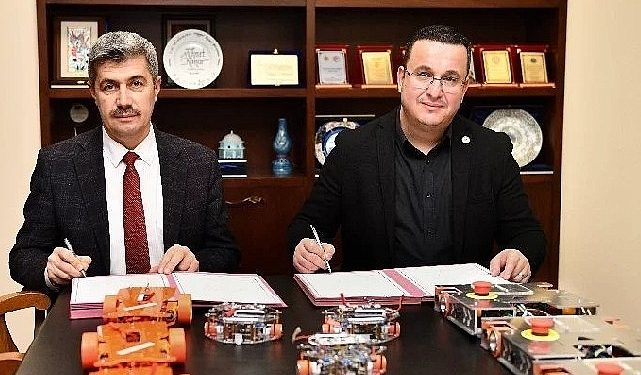 “Başkan Kanar ile Mustafakemalpaşa’da Teknolojik Atılım!”