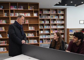 Beylikdüzü’nde en çok okunan kitap “kürk mantolu madonna” oldu