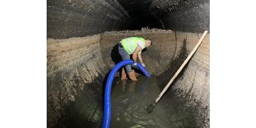 Büyük Kanal’daki paklık çalışmaları yerin 8 metre altında sürüyor