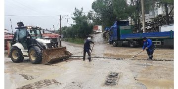 Büyükşehir Takımları Olumsuz Hava Şartları İçin 39 Noktada Hazır