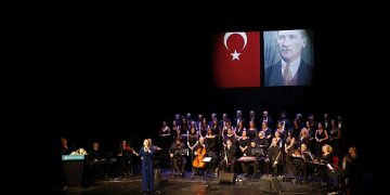 Büyükşehir TSM Korosu’ndan tango ve vals konseri