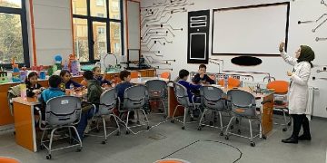 Canik’te Teknoloji Okuryazarı Jenerasyonlar Yetişiyor