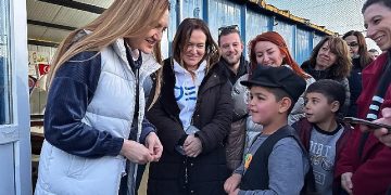 Deü grupları malatya’da konteyner kenti ziyaret etti