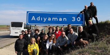 Deü ilahiyat fakültesi fark yaratıyor