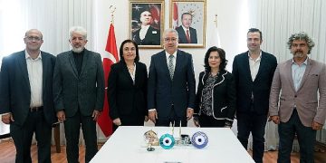 Egeli akademisyenler multidisipliner çalışmayla biyonik el protezi geliştirecek