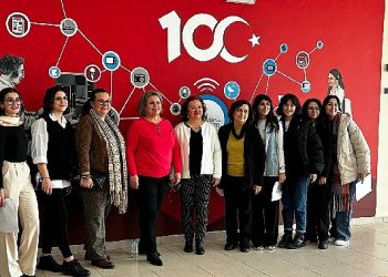 EÜ Bağlantı Fakültesinde “I. Memleketler arası Çocuk Dergiciliği Sergisi” açıldı