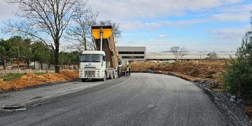 Gebze Millet Bahçesinin etraf yolları yapılıyor