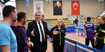 Gerenli’den Milletlerarası Kış Masa Tenisi Kampı’na ziyaret