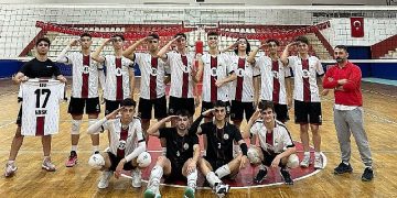 Gölcük belediyespor genç erkek voleybol ekibi kocaeli şampiyonu