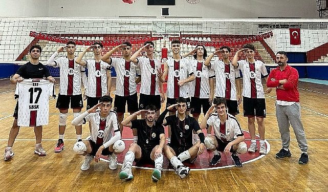 Gölcük belediyespor genç erkek voleybol ekibi kocaeli şampiyonu