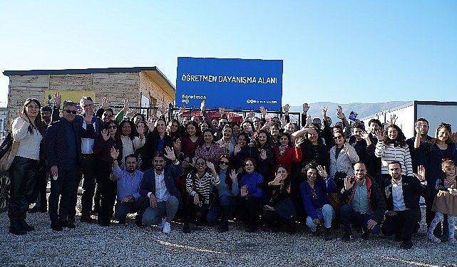 Hatay’ın yine ayağa kalkmasında öğretmenlerle birlikte tahlil üretecek Öğretmen Dayanışma Alanı Açıldı
