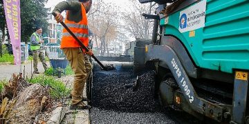 Havaalanı Caddesi’ne sıcak asfalt