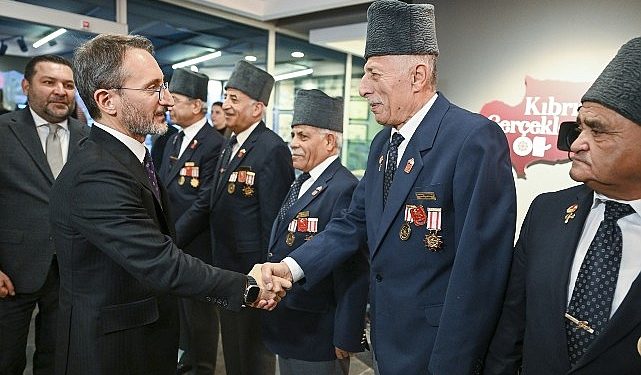 İrtibat Lideri Altun, “Kıbrıs Gerçekleri” standını ziyaret etti