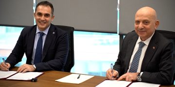 İstinye Üniversitesi’nde ‘Yatırım Finansman ile Borsa ve Yatırım Uygulamaları’ dersi açılıyor