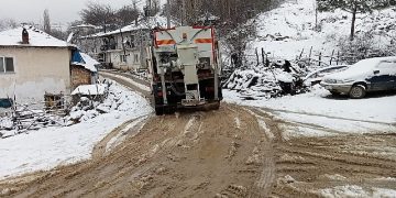 İzmir Büyükşehir Belediyesi takımları kar teyakkuzunda