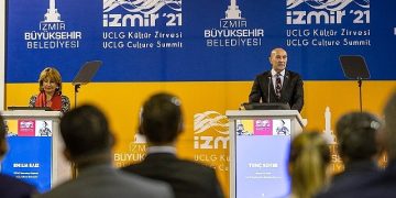 İzmir Kültür Fonunda mükafatlar sahiplerini buldu