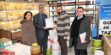 Karabağlar Belediyesi’nden esnafa büyük kolaylık