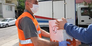 Karşıyaka Belediyesi 5 yılda binlerce yurttaşa takviye verdi