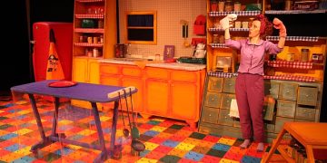 Kent Tiyatroları bir gün Ayakkabımın teki oyunuyla Silivri’de