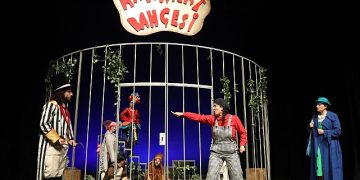 Kent Tiyatroları Turnelerine Devam Ediyor