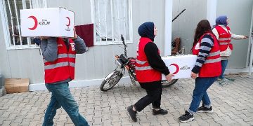 Kızılay’dan 1.2 milyon depremzedeye kış yardımı