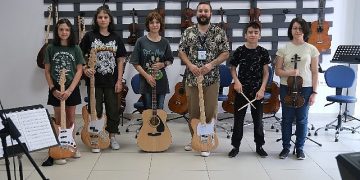 Kocaeli Büyükşehir’in merkezleri gençliğe kıymet katıyor