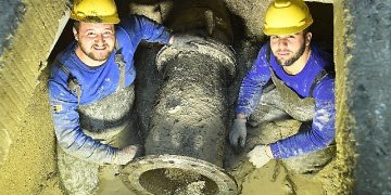 KOSKİ’den 7 Noktada Eş Vakitli Vana Operasyonu