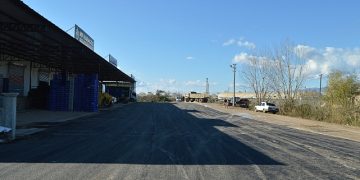 Kumluca Mavikent Beykent Hali’nde asfalt çalışması