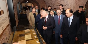 Lider Altay: “Hz. Mevlana’ya ve Konya’ya Yakışan Özel Bir Stant Oldu”