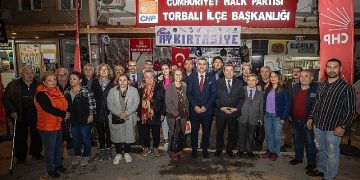 Lider Batur, CHP ilçe örgütleriyle kucaklaştı