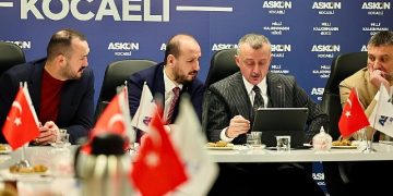 Lider Büyükakın, iş dünyasının temsilcileriyle buluştu