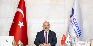 Lider Sandıkçı: ” Regaip Kandili tekrar derin bir tefekkür ve nefis muhasebesi yapmak ismine bizler için bir fırsattır”