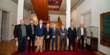 Lider Soyer’e Kosova Rumeli derneğinden takviye