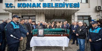 Mustafa Cinkılıç’a Konak’ta son veda
