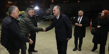 Protokol Yeni Yıla Mesaide Girdi