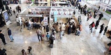 Sanat ve cümbüş atölyeleri İzmit’te başladı