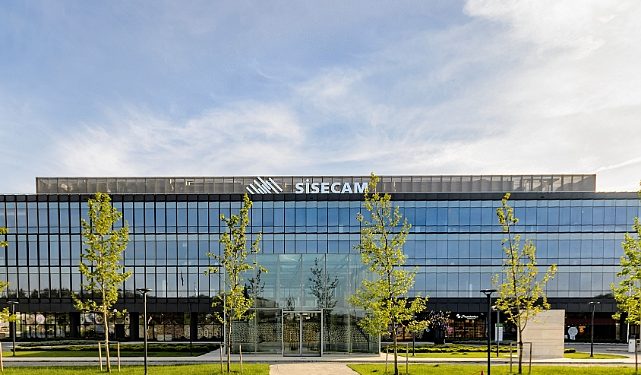 Şişecam’dan Yapay Zeka teknolojisi ile karbon salamını azaltacak proje