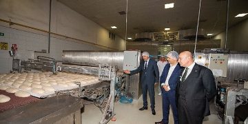 Soyer: “5 TL’ye ekmek satmaya devam edeceğiz”