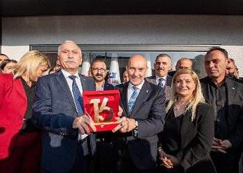 Soyer: “Daha yeterli bir ülke yaratacaksak bu İzmir’den başlayacak”